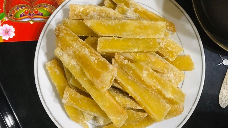 Cách làm mứt khoai lang dẻo ngọt ngày Tết