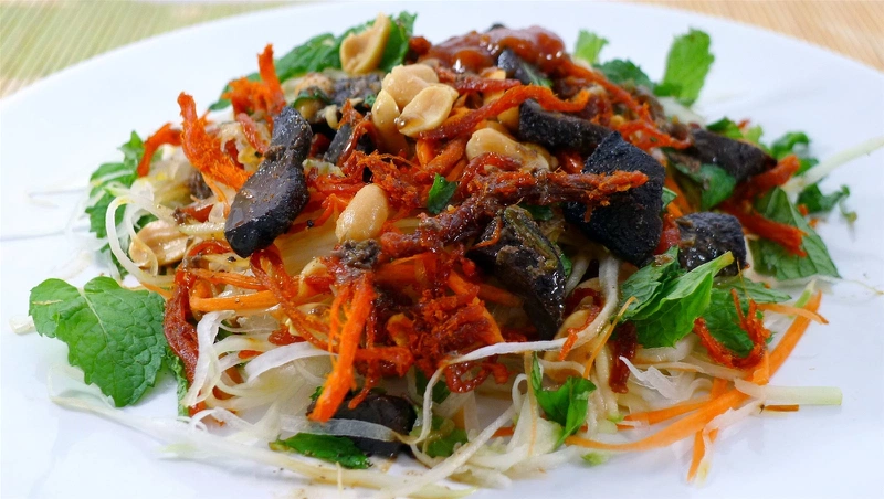 Cách làm nộm bò khô giải nhiệt cơ thể ngày hè 1