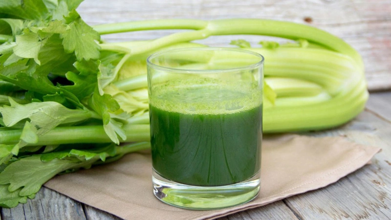 cách làm nước ép cần tây 1