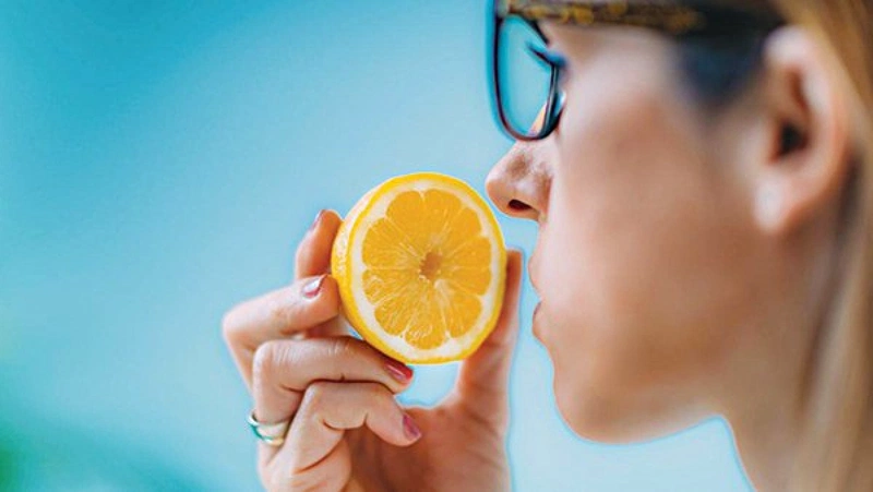 Cách lấy lại khứu giác hậu covid hiệu quả là tập ngửi mùi