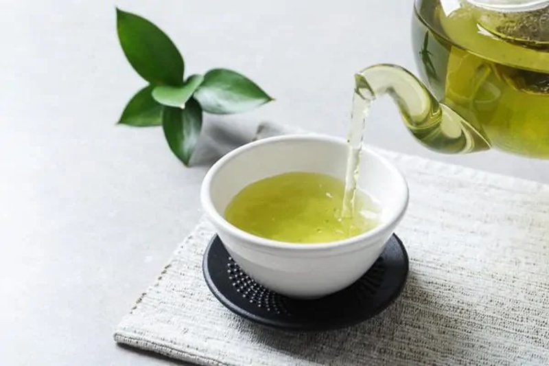 7-loai-nuoc-uong-vua-thanh-mat-vua-giup-giam-can-hieu-qua-1