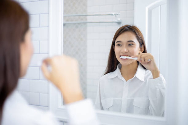 Cách ngăn ngừa nấm miệng khi niềng răng 3