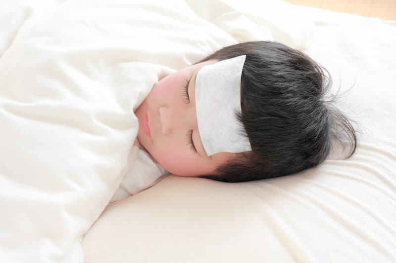 Cách nhận biết khi trẻ bị viêm tai giữa cấp đơn giản 2