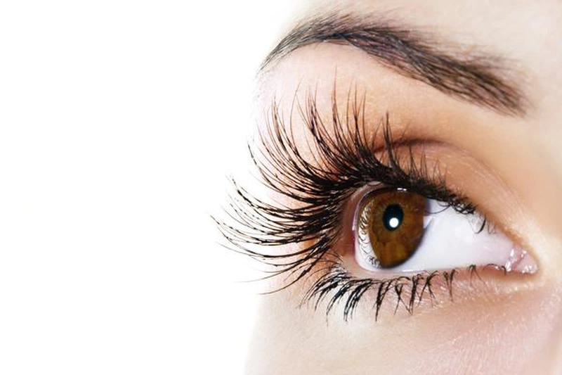 Cách nhổ lông quặm dễ thực hiện tại nhà 1