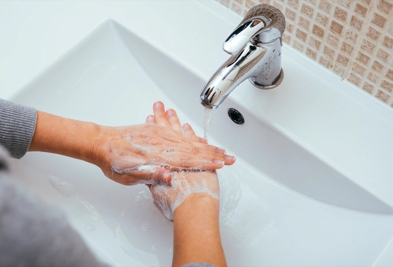 Cách pha nước muối rửa mũi ngay tại nhà đơn giản nhanh chóng 3