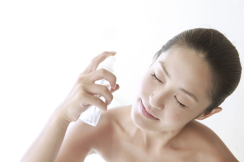 Cách sử dụng nước tẩy trang để có làn da sạch khỏe 4