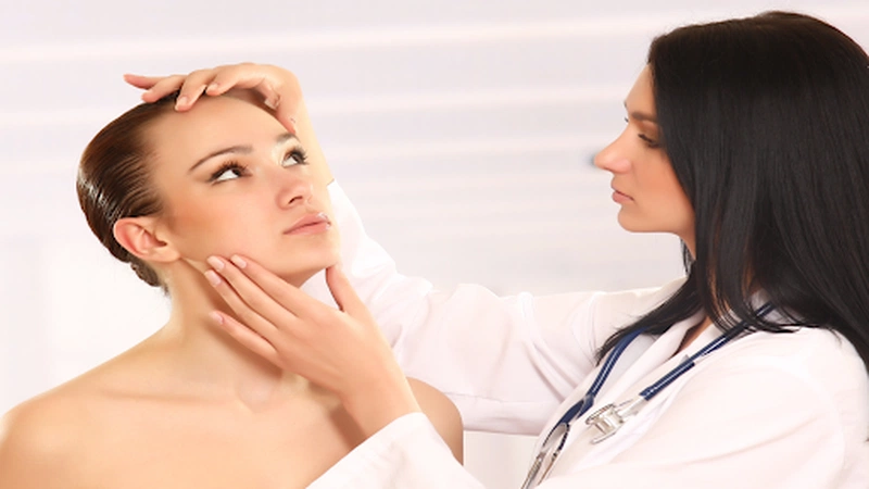 Cách sử dụng thuốc tránh thai trị mụn nội tiết 4