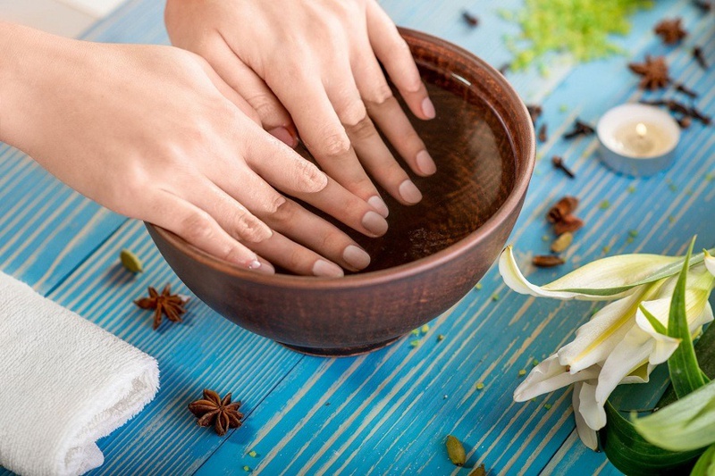 Cách tháo móng úp thông dụng không gây hại cho móng 1