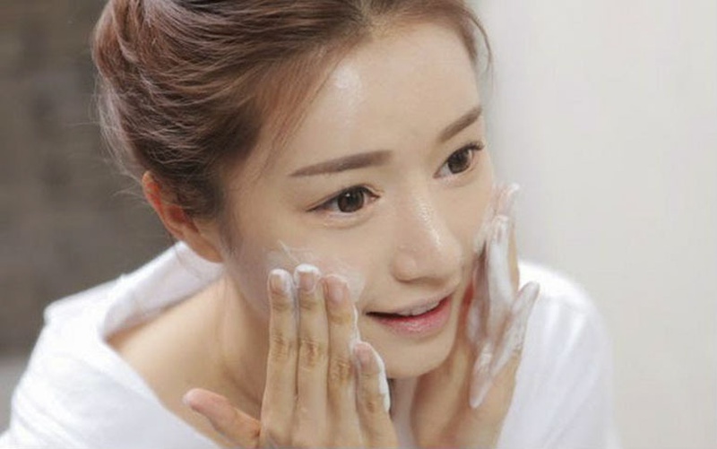 Cách thử sữa rửa mặt có dị ứng không đơn giản 3