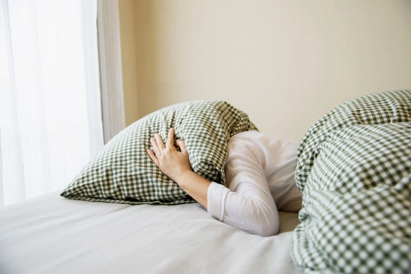 Đái dầm ở người lớn được gọi là chứng tiểu không kiểm soát