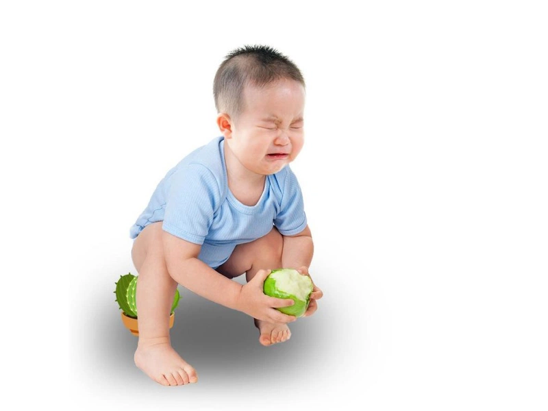 cách trị táo bón cho trẻ theo dân gian