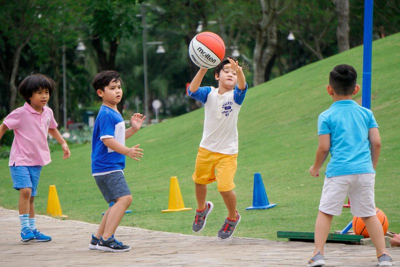 Cách xử lý các chấn thương bong gân trẻ em 2