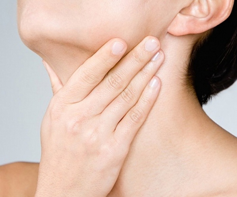 Cách xử lý khi bị đau mắt đỏ một bên 2