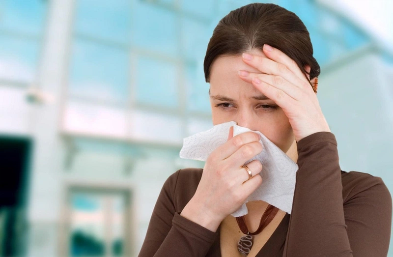 Phân biệt cảm cúm và viêm mũi dị ứng qua các dấu hiệu 3