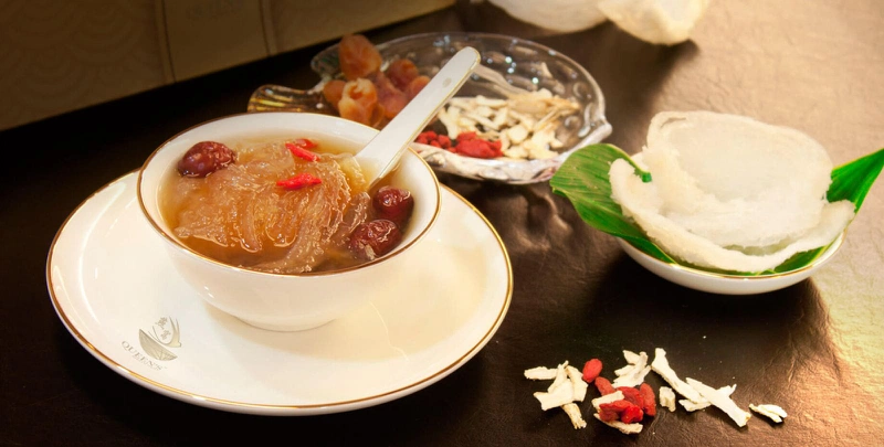 Mẹ bầu nên sử dụng nước yến sào đúng cách để tránh các tác dụng không mong muốn