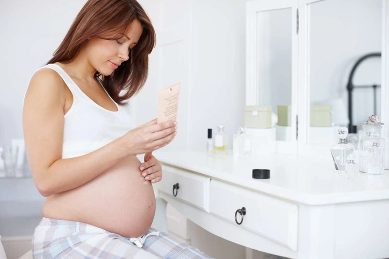 Cần làm gì khi dị ứng mỹ phẩm khi mang thai để tránh ảnh hưởng thai nhi? 1