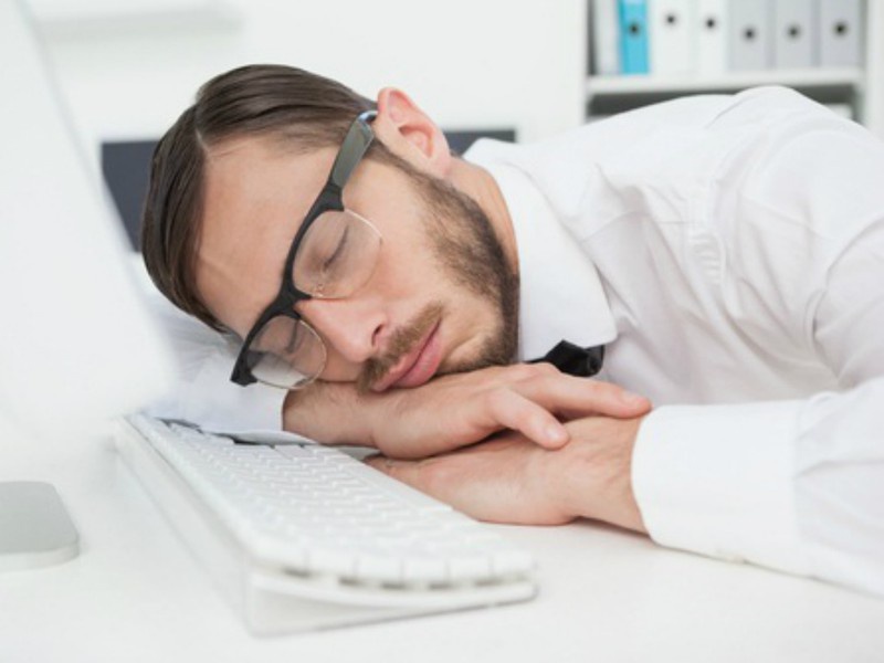 Cần tránh những cách ngủ trưa sau để bảo vệ cho sức khỏe 3