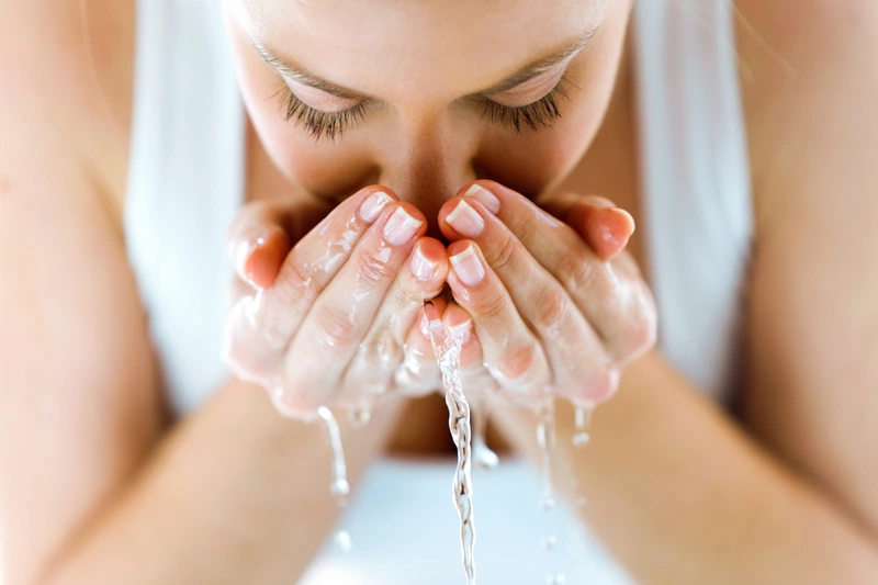 Cảnh báo tình trạng ngủ dậy mở mắt thấy màu vàng 2
