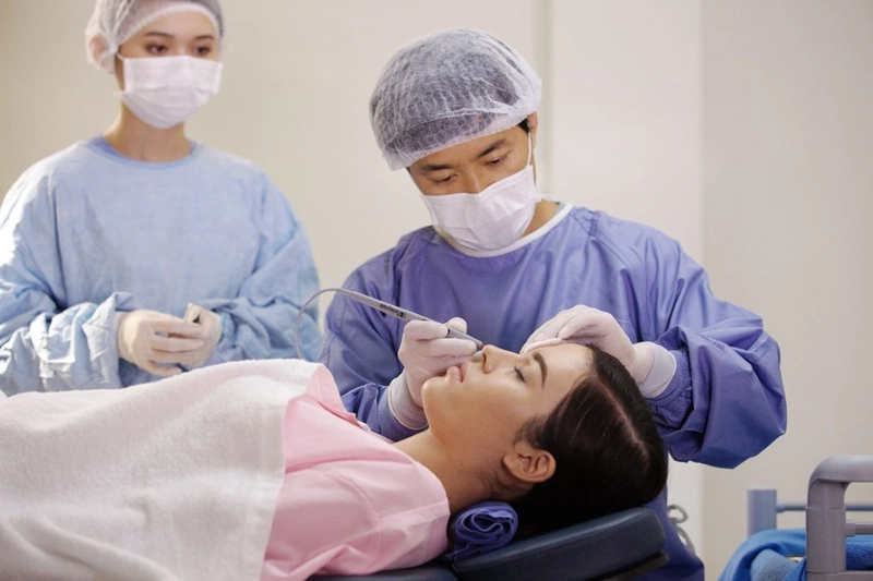 Hỏi đáp: Phẫu thuật cắt cánh mũi có để lại sẹo không 2