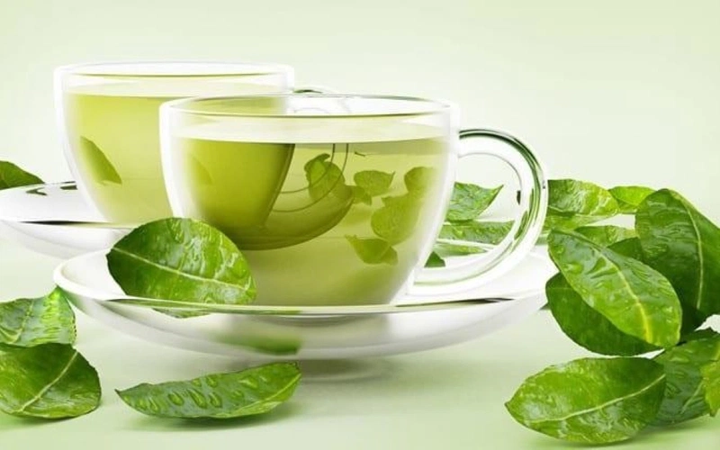 Caffeine trong trà xanh có rất nhiều lợi ích trong việc tăng cường chức năng của đại não