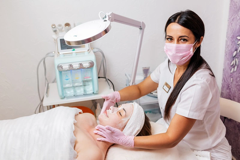 Cấy phấn trắng da có hiệu quả không? Có ảnh hưởng xấu tới da không?