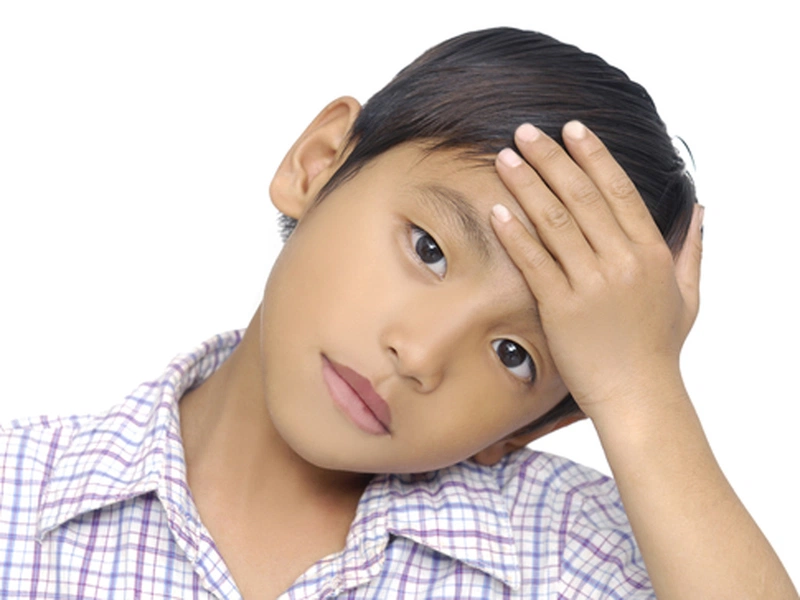 Chứng đau nửa đầu có thể khiến trẻ bị đau đầu buồn nôn