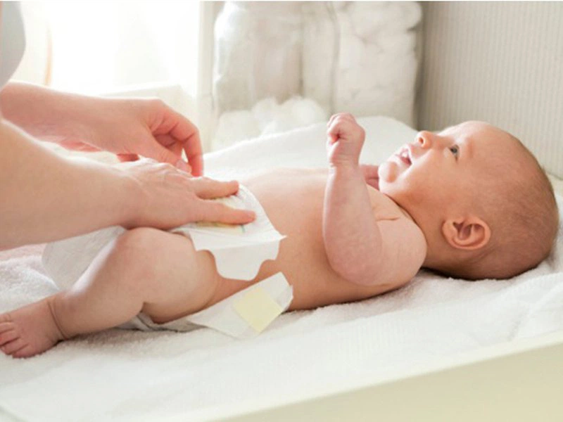 Trẻ 4 tháng bị tiêu chảy đi ngoài nhiều lần trong ngày