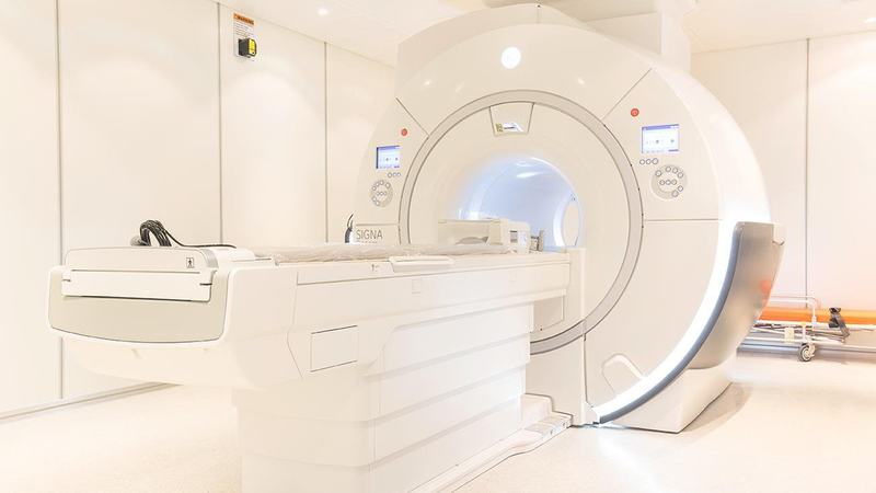 Chụp cộng hưởng MRI giúp chẩn đoán bệnh u tế bào thần kinh đệm thân não ở trẻ em