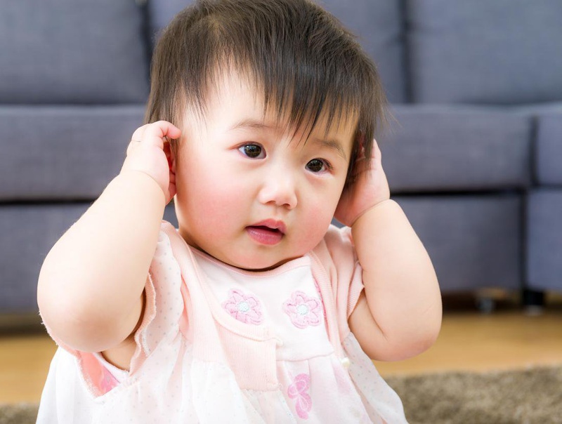 Vì sao cần điều trị viêm tai giữa ở trẻ em sớm