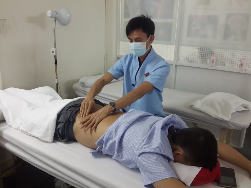 Chữa gai cột sống bằng diện chẩn như thế nào?