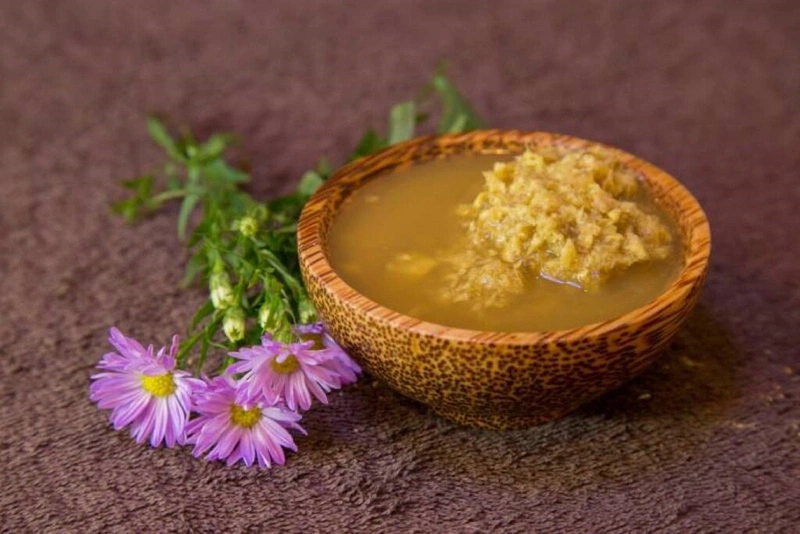 chữa hôi nách sau sinh bằng rượu gừng nghệ 3