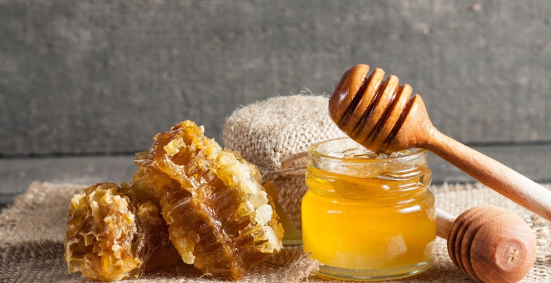 Bật mí cách chữa viêm họng bằng mật ong siêu hiệu quả 1