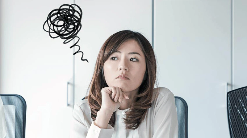 Có bình thường không khi thường xuyên nói chuyện một mình?