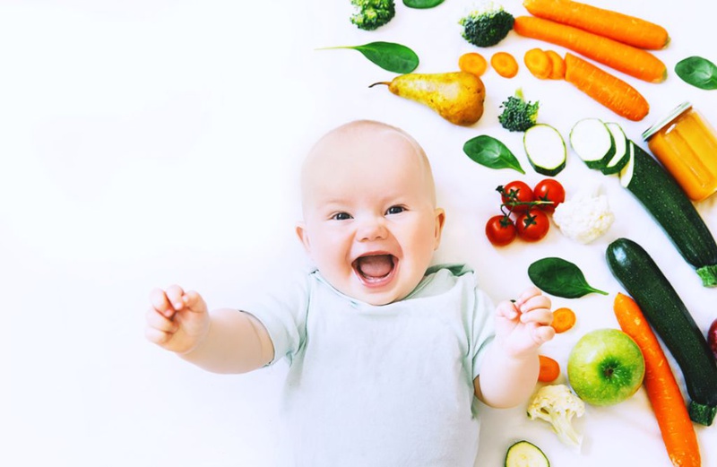 Có nên cho bé ăn dặm kiểu Tây? Gợi ý thực đơn để mẹ lựa chọn cho bé 1