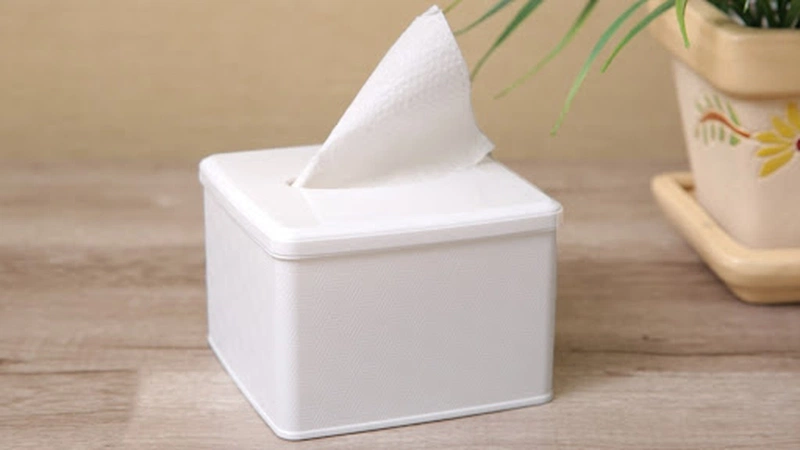 Khăn giấy lau mặt được làm từ bột giấy nguyên sinh, không gây kích ứng