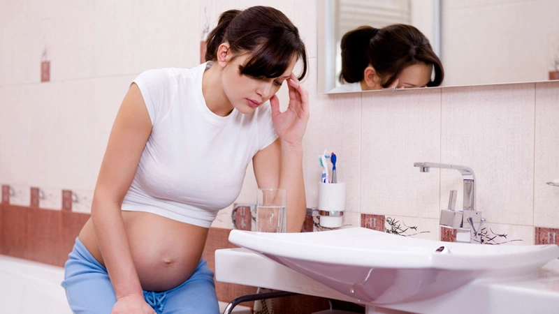 nói cảm cúm là dấu hiệu mang thai thì cũng không đúng vì khi chuyển mùa cơ thể của mỗi người rất dễ mắc phải bệnh này.  2