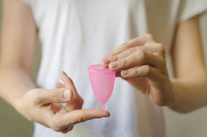 Cốc nguyệt san bị tuột ra ngoài và cách xử lý 3