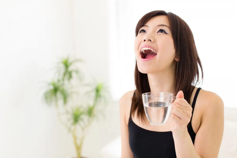 Cách khắc phục tình trạng ngứa cổ họng và ho về đêm tại nhà 2