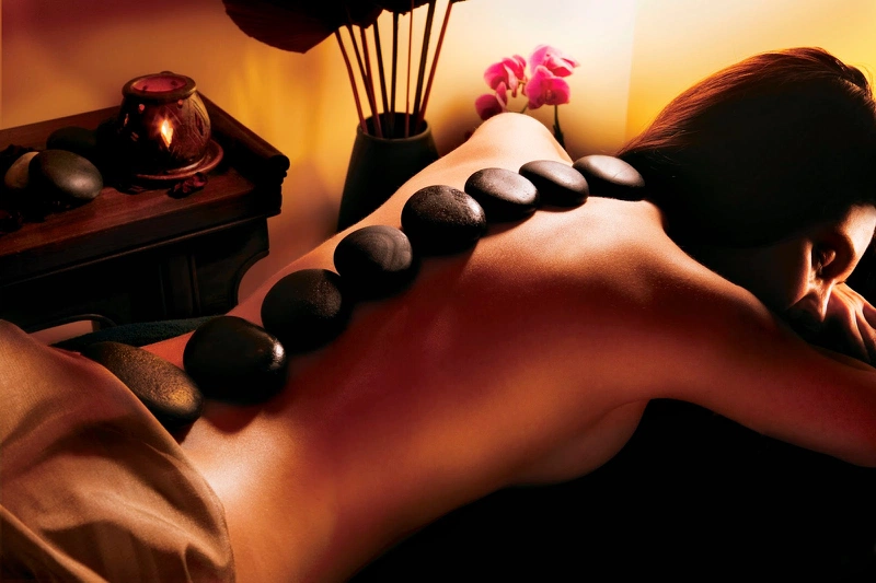 Góc giải đáp: Massage đá nóng là gì? 4