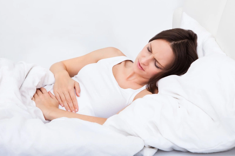 Dấu hiệu thường gặp của đa nhân xơ tử cung là đau bụng và rối loạn kinh nguyệt