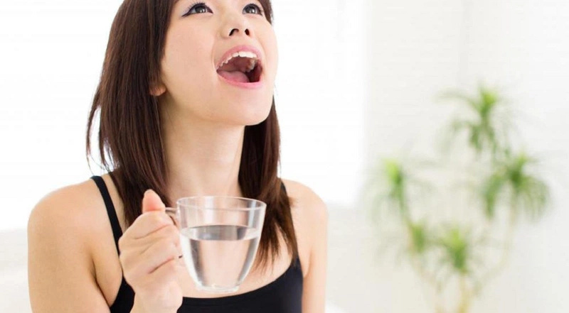 Đang cho con bú có nhổ răng được không 2