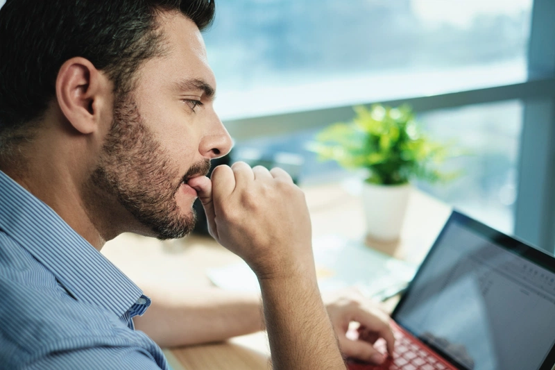 Đánh răng nhiều lần trong ngày hay đánh răng quá mạnh đều rất không tốt cho răng