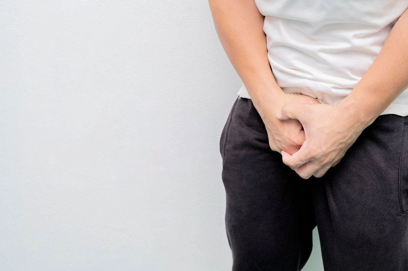 Đau đầu dương vật là do va chạm bên ngoài
