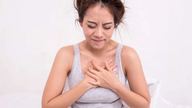 Đau đầu ti do stress, căng thẳng