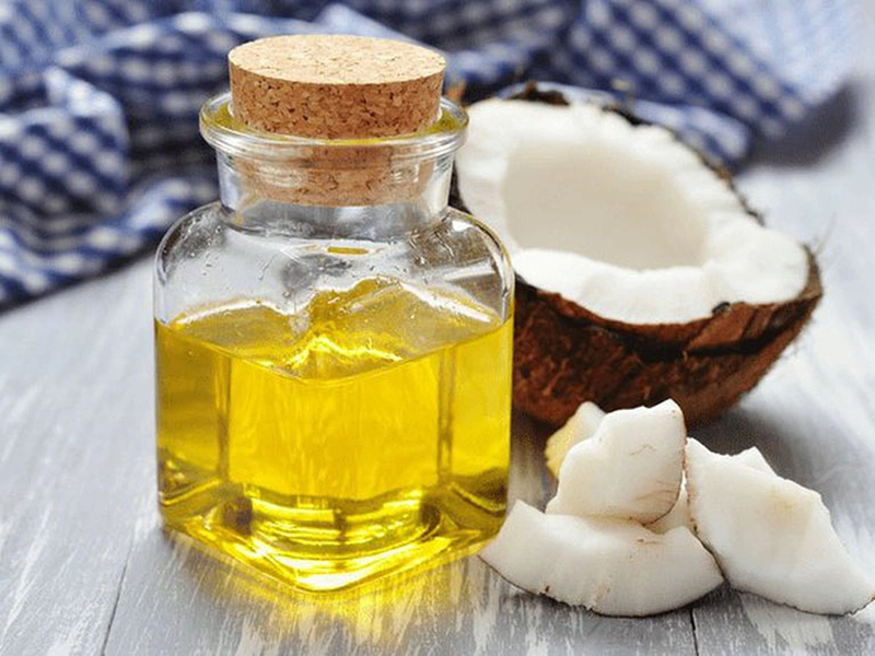 Hướng dẫn trị dị ứng da mặt bằng dầu dừa hiệu quả 2