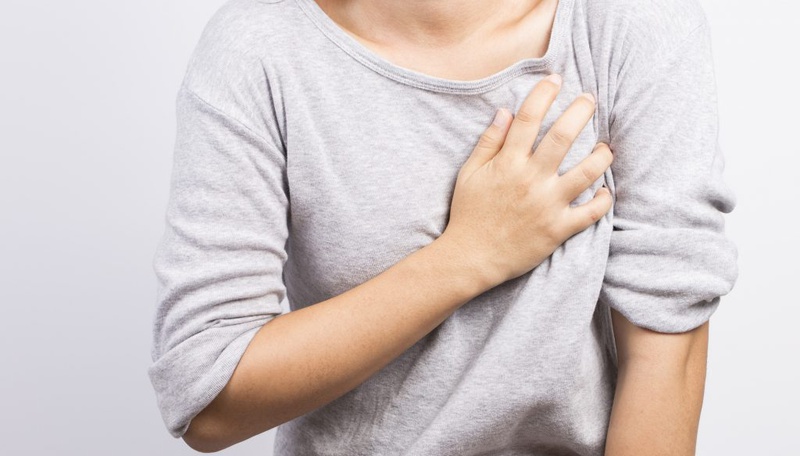 Dấu hiệu đau tim nguy hiểm mà nhiều người dễ bỏ qua