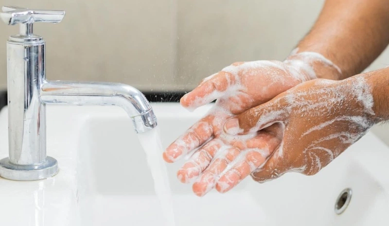 Dấu hiệu nổi mụn nước ở môi là gì? Có phòng ngừa được không? 3