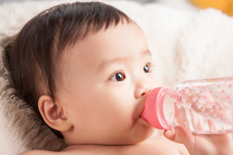 Dấu hiệu trẻ bị sởi và cách chăm sóc tại nhà 2