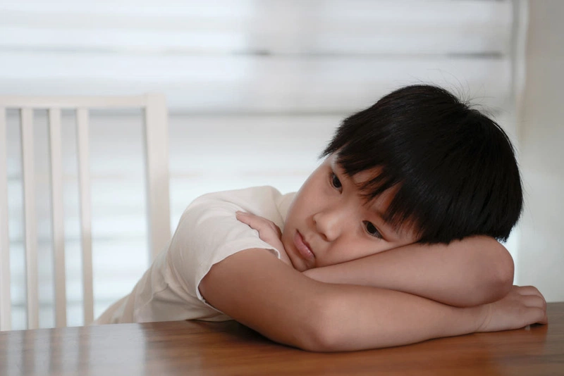 Dấu hiệu trẻ tự kỷ và những điều cha mẹ cần làm 3