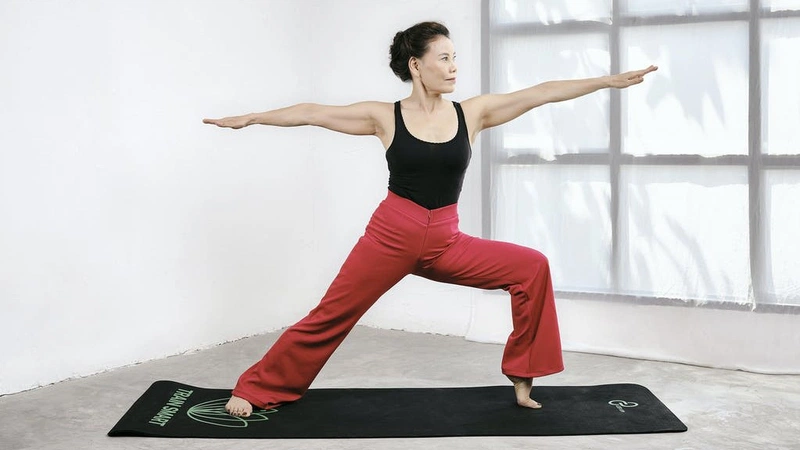 Đau khớp gối có tập yoga được không? Hướng dẫn bài tập yoga cho người đau khớp gối 4